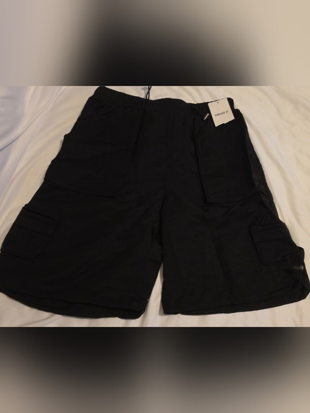 Forever 21 Black Elastic Waist Shorts Cargo Bermuda Womans Medium NWT